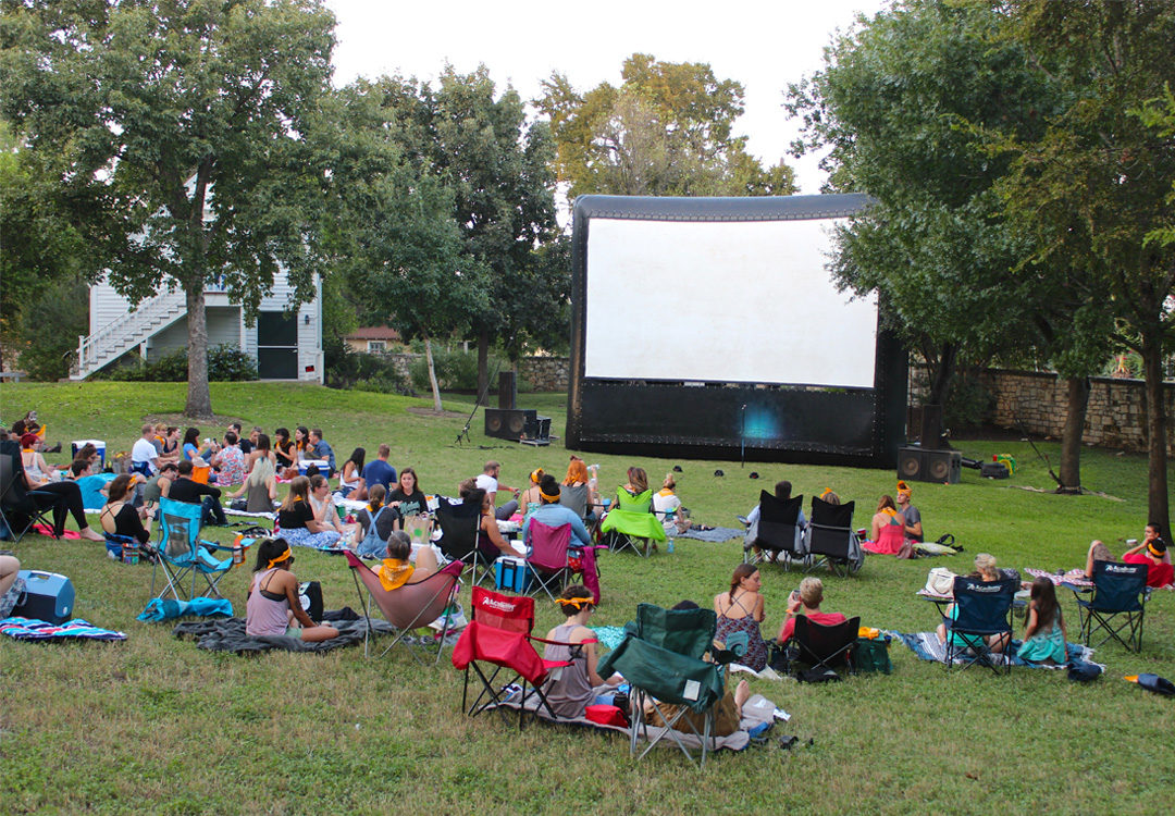 Outdoor Movies in Austin with the Alamo Drafthouse | MustacheMelrose.com